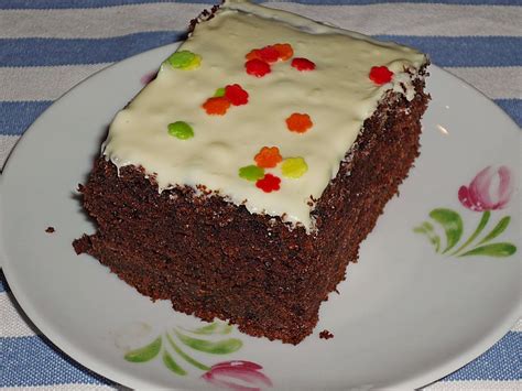 Mit mehl und eiern verrührt. Buttermilch - Schokoladen - Kuchen von Sebie94 | Chefkoch.de