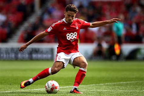 I nottingham cocktail bar sono locali in stile fusion, ossia locali che fondono nell' arredamento stili orientali, caraibici e africani generando uno stile globale. How Nottingham Forest use SMS Short Codes | Esendex