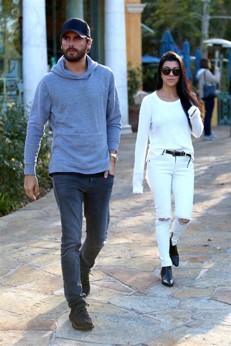 Kourtney Kardashian And Scott Disick Out In Los Angeles November 2015