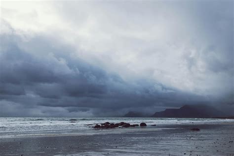 Ocean Under Gray Cloudy Sky · Free Stock Photo