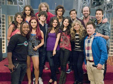 Kca Cast Reunionicarly Victorious And Drake And Josh Are Coming To The