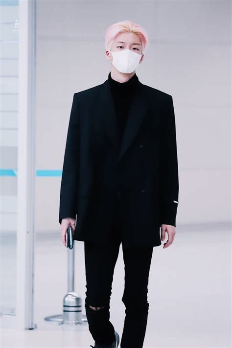 ผู้ประกันตนแห่ลงทะเบียน ม33เรารักกัน แค่ 3 วัน ยอดทะลุ 7.6 ล้านคน 603 23 ก.พ. คูมมี่แม่เรียก🌻HOLD_REMEMBER on Twitter in 2020 | Winner ...