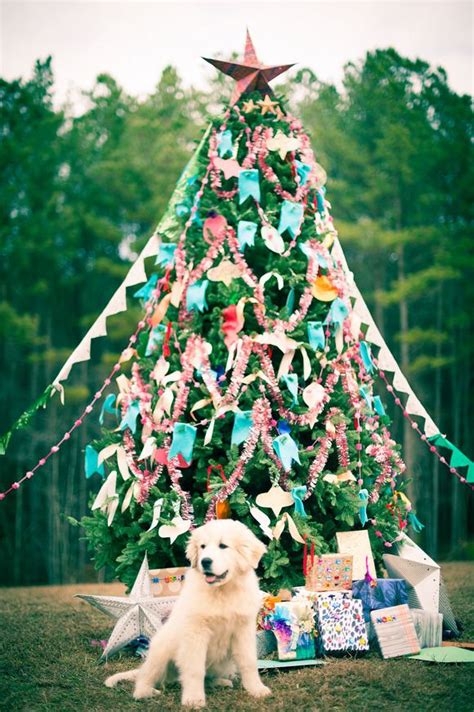 Outdoor christmas tree decoration ideas. 25 Amazing Outdoor Christmas Tree Decorations Ideas - MagMent