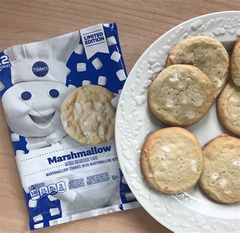 While i don't recommend you do that, i do recommend you pick up these new pillsbury oreo cookies. Pillsbury Marshmallow Cookies Review - Snack Gator