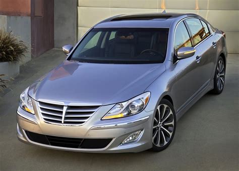 I just saw 2015 hyundai genesis sedan and it blew my mind. 2012 Hyundai Genesis Review, Specs, Pictures, Price & MPG