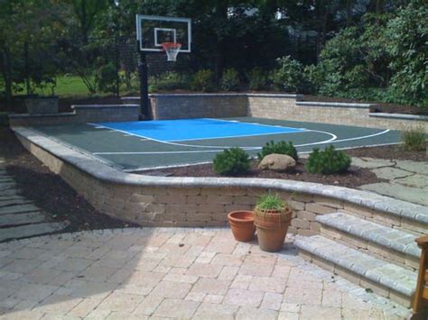 Basketball court and golf area idea in your imagine shooting some hoops, and then later cool yourself in the pool when you finish playing. Backyard Basketball Court Ideas To Help Your Family Become Champs - Bored Art