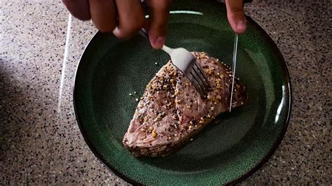 Marinate for 1 hour in the refrigerator. How to Make Tender Steak... secret - YouTube