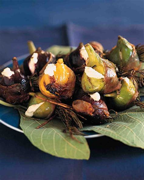 Grilled Figs With Goat Cheese And Prosciutto Produce Recipes Fig