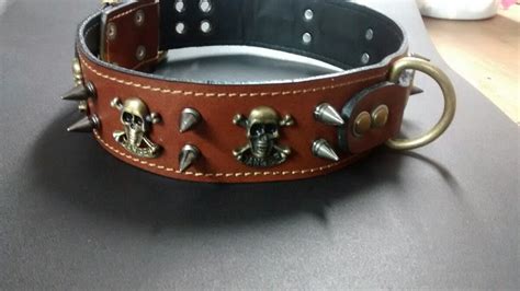 Si necesitas comprar un collar para perro de calidad, o renovar el collar de tu perro, es posible que tengas dudas en el momento de elegir un collar entre las muchas. Collares De Cuero Con Puas Para Perros Grandes. - S/ 60,00 ...