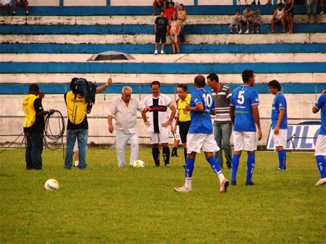 Veja as fotos do Jogo dos Amigos entre Caio Ribeiro e Deco em Taubaté