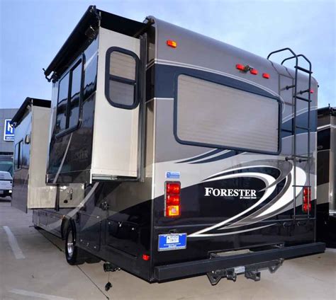 2015 Used Forest River Forester 2861ds Class C In Texas Tx