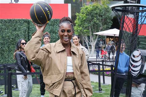 Issa Rae Says Her Brothers Love Of The Nba Made Her A Fan Exclusive