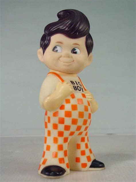 Big city greens is an animated comedy series produced for disney channel, created by chris and shane houghton (colloquially known as the houghton brothers), who both previously worked as writers on harvey beaks. Retro Americano Bob's Big Boy Statue