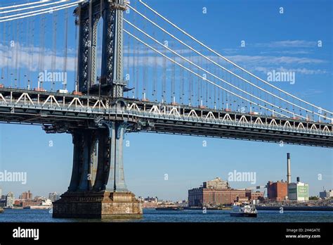 Los Puentes De Brooklyn Y Manhattan Son Estructuras Arquitectónicas