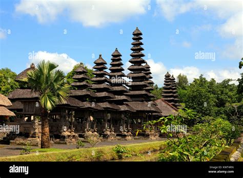 Mandala Temple High Resolution Stock Photography and Images - Alamy