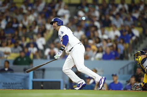 J D Martinez Injury Dodgers Dh Scratched Again With Groin Tightness