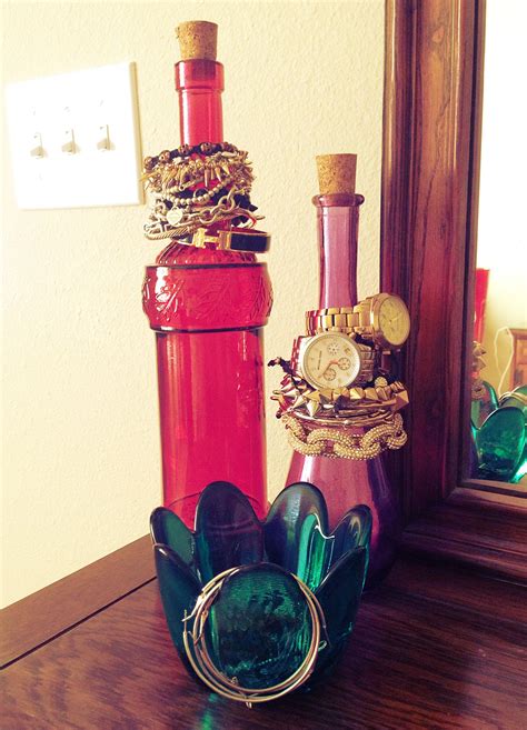 Cort In Session Jewellery Display Bottle Jewelry Crafts