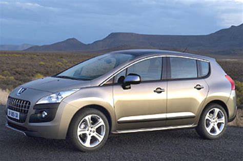 The 3008 model is a car manufactured by peugeot, sold new from year 2010. Peugeot 3008 1.6 HDi FAP 110 review | Autocar