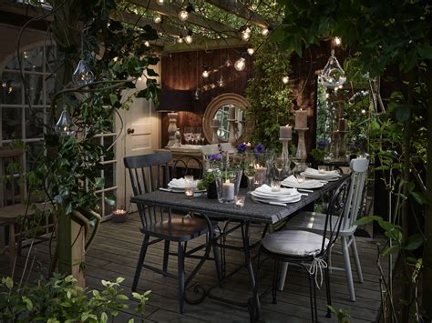 How To Create An Outdoor Dining Area Real Homes Outdoor Dining Spaces