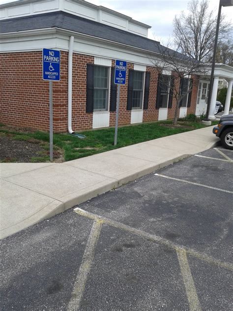 Beechmont Pet Hospital - 20 Photos - Vet - 6400 Salem Rd ...