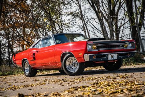 Mopar Your Six Pack 440 V8 Power With A Stunning 1969 Dodge Coronet