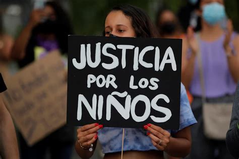 秘鲁妇女生存部出生证明登记系统中有300名女孩在遭到强奸后成为母亲
