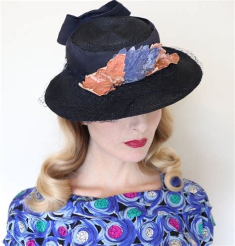 Vintage 1940s Hat 40s Tilt Hat Velvet Leaves On Navy Blue Etsy Hat Fashion Grosgrain