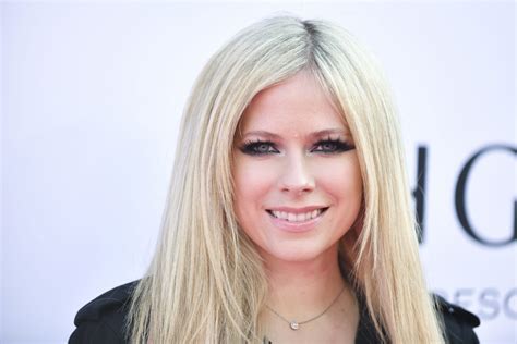 Avril Lavigne Alec Baldwin Ashley Olsen Justin Bieber Ces Stars Souffrent De La Maladie De Lyme