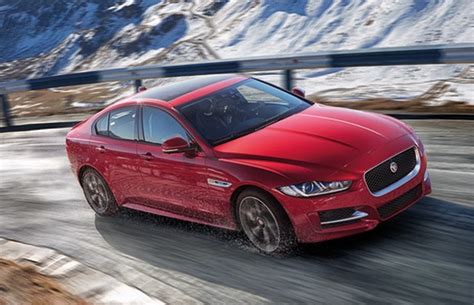 Jaguar XE ganha novos motores na linha 2018 | Carros | autoesporte