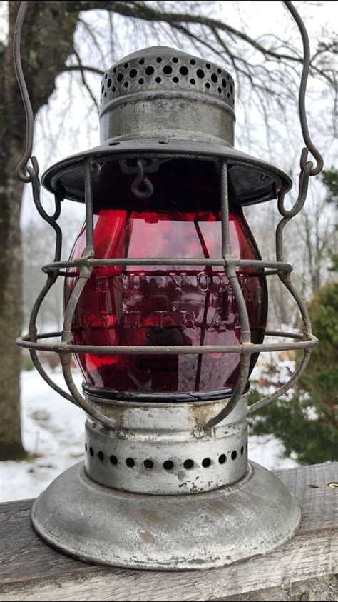 Dietz No 6 Railroad Lantern Red Colored Globe Railroad Lanterns