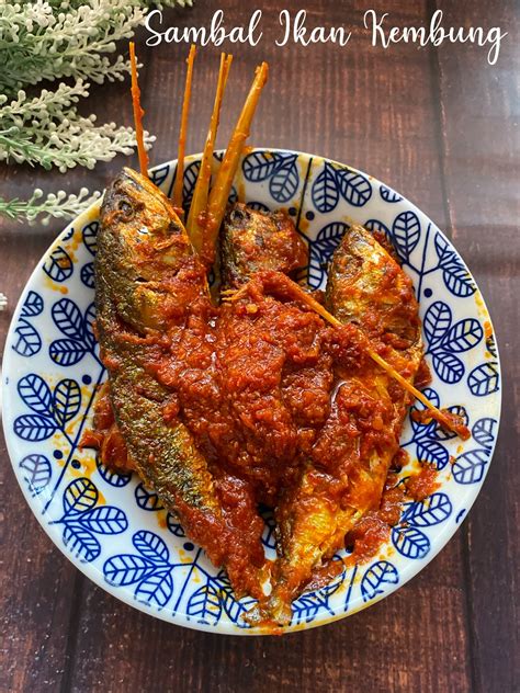 Sambal siap disajikan dengan ikan bakar dan nasi putih hangat. Resepi Sambal Ikan Kembung (Ringkas Sedap) - Resepi.My