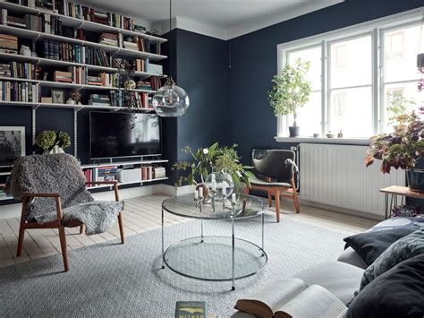 A Cozy Apartment With A Deep Blue Living Room — The Nordroom Blue