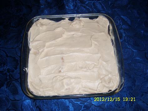 Este postre se puede hacer con chocolate instantane como milo. Postre de galletas con crema chantilly | Galletas de ...