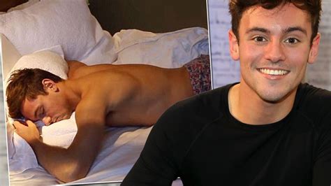 Tom Daley S Naked Selfies Leak Online Less Than A Year After He Confessed To Having Cybersex