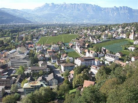 So macht schenken gleich doppelt so viel. Kinderweltreise ǀ Liechtenstein - Land II