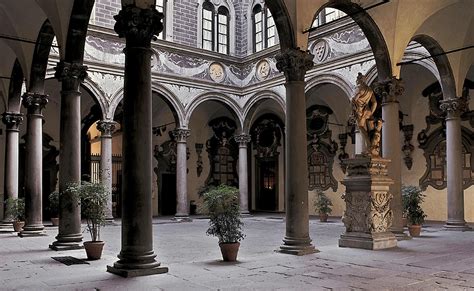 Palacio Medici Riccardi De Michelozzo En Florencia Mi Casa Es Mi Palacio