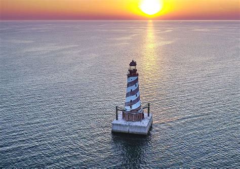 Where To Find The Most Picturesque Lighthouses In The Midwest Midwest