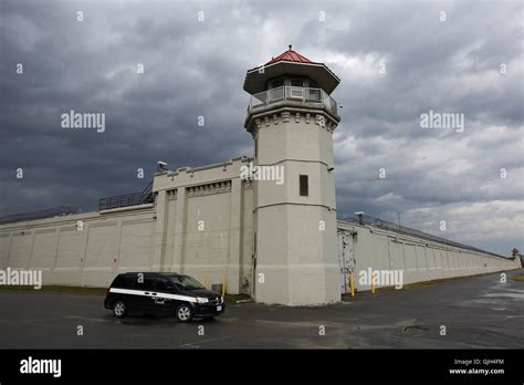 Collins Bay Institution Hi Res Stock Photography And Images Alamy