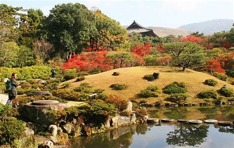 Isuien 依水園 Is An Attractive Japanese Garden With A Variety Of