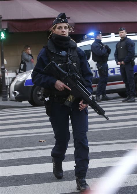Interior minister gérald darmanin called the latest letter a crude manoeuvre and accused its anonymous signatories of lacking courage, afp news agency reported. Image result for french women police | Police women ...