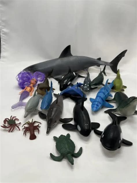 18 Pcs Sea Marine Animal Figures Ocean Creatures Action Models Fish