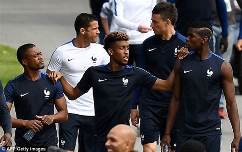 Patrice Evra Urges France Team Mates To Wake Up Before Euro 2016 Tie With Iceland Daily Mail