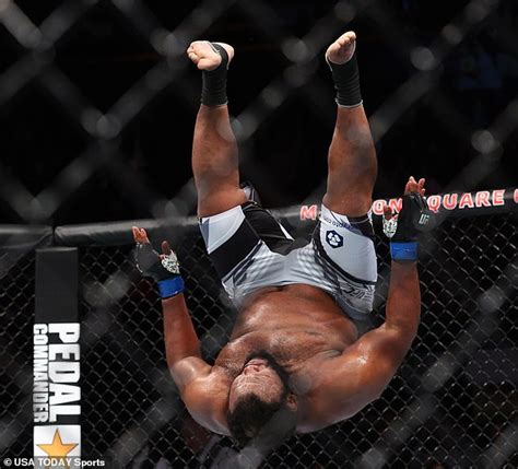 Chris Barnett Steals The Show At Ufc 268 With Stunning Roundhouse Kick