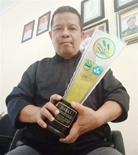 Siswa miskin yang sudah memiliki kartu indonesia pintar (kip) dipastikan dapat kip kuliah pada 2020. Dimas Akbar, Wakili Jabar ke LKS Tingkat Nasional