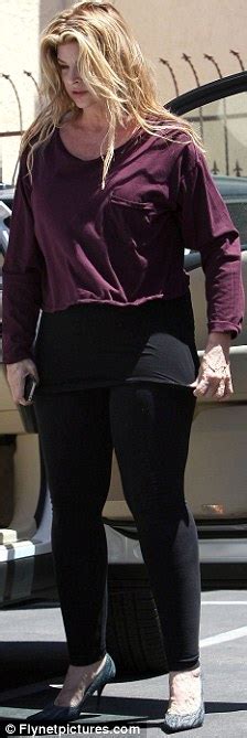 Dancing With The Stars 2011 Skin Tight Leggings Reveal Kirstie Alleys True Size Daily Mail