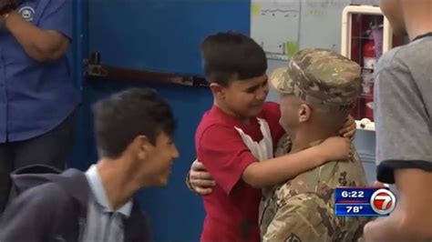 us army soldier returns from deployment surprises son for christmas wsvn 7news miami news