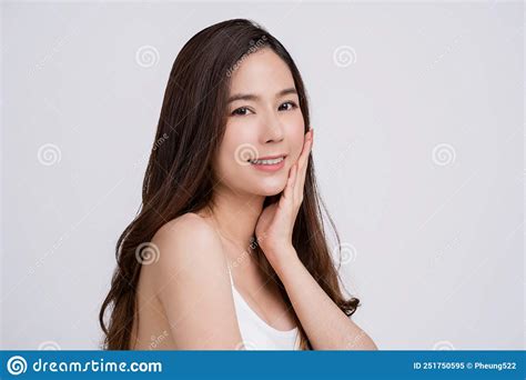 Beautiful Asian Girl With Fresh Clean Skin Touching Her Face Facials Beauty Beauty And Spa
