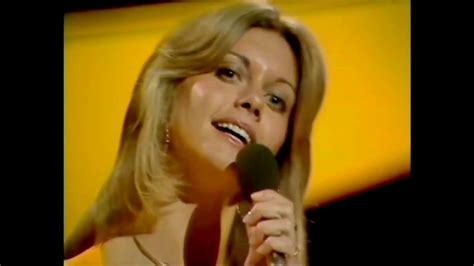 Olivia Newton John Let Me Be There 1973 Youtube