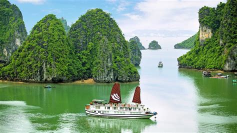 Download Ha Long Bay Wallpapers Most Beautiful Places In The World