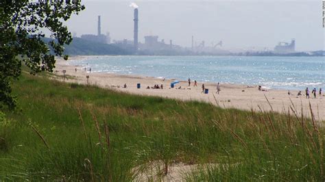 A Chemical Spill Near Lake Michigan Leaves Beaches Closed And Hundreds